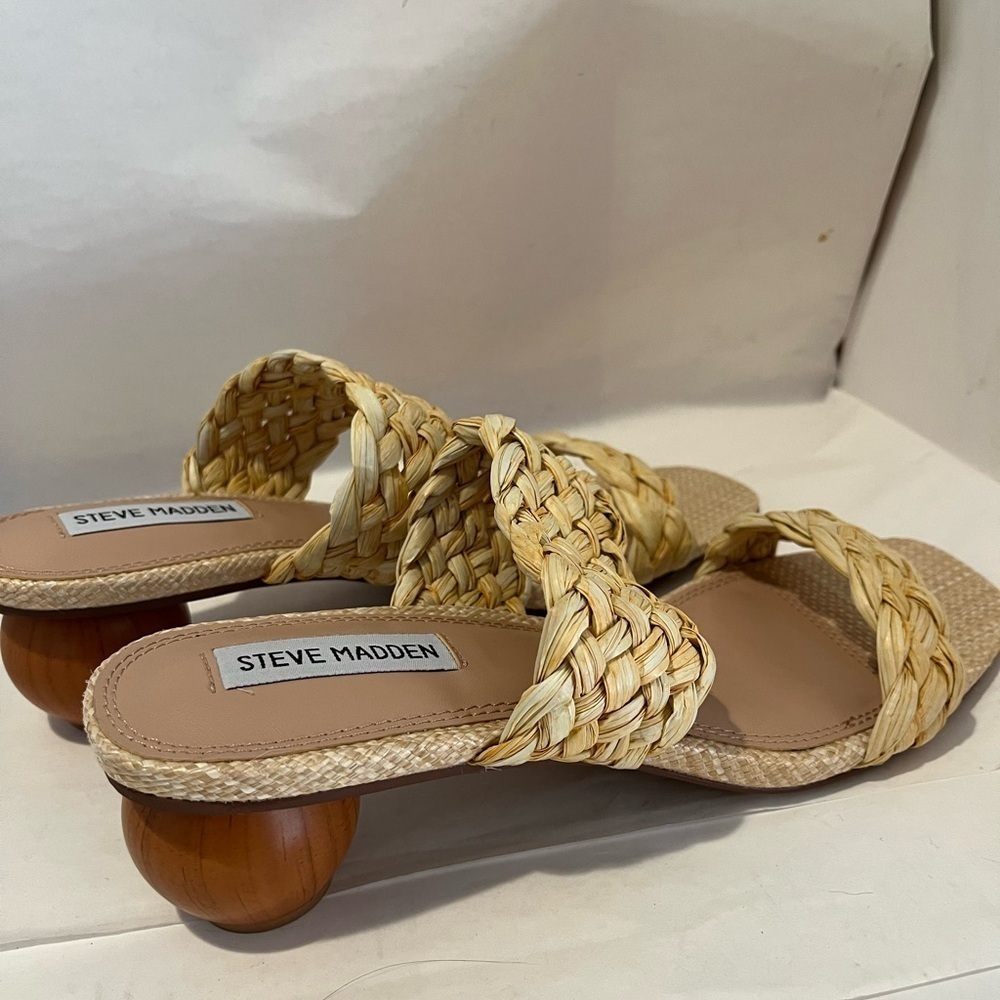 Steve Madden Cream Woven Sandals - Picture 3 of 8